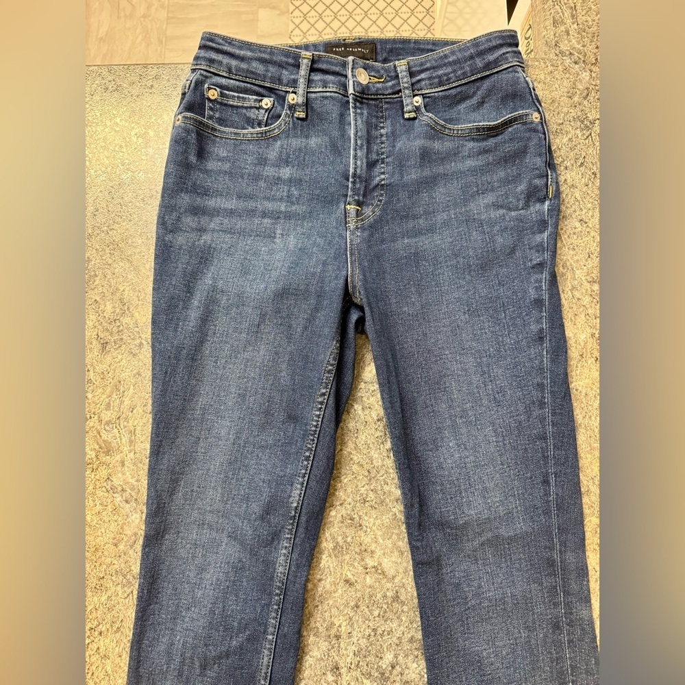 Free assembly Dark Wash Skinny Jeans